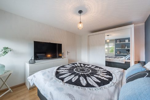 182-Masterbedroom1-2