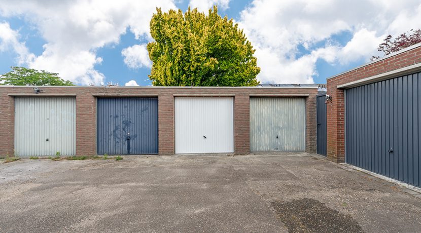 260-Garage