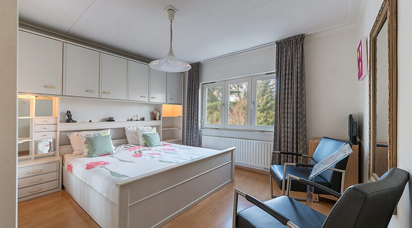 180-Masterbedroom1-1