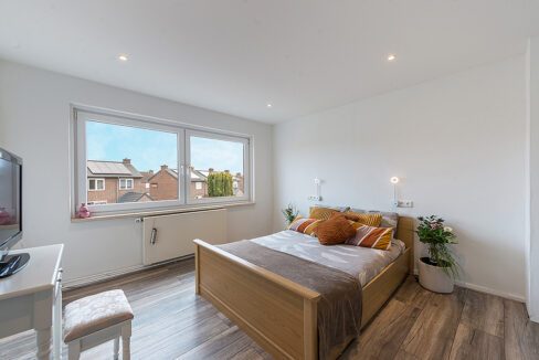 180-Masterbedroom1-1