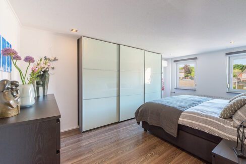 180-Masterbedroom1-1