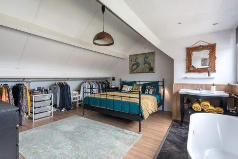 180-Masterbedroom1-1