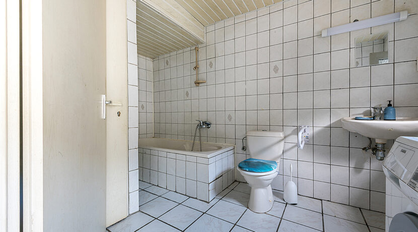108-Badkamer-Toilet1-1