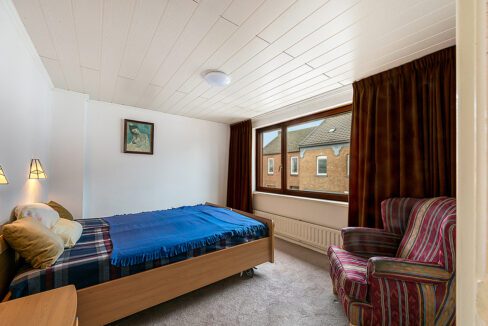 180-Masterbedroom1-1