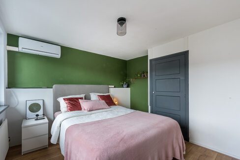 182-Masterbedroom1-2