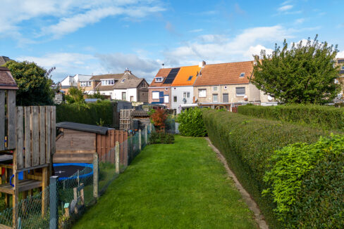 210-Tuin1