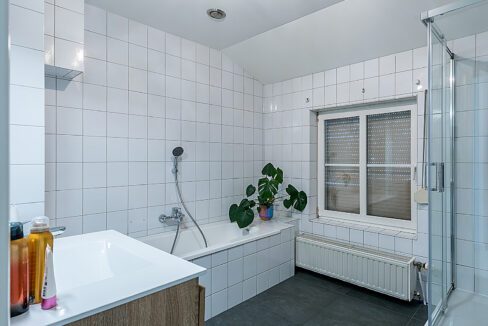 196-Badkamer1-1