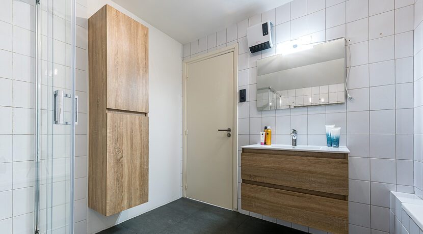 198-Badkamer1-2