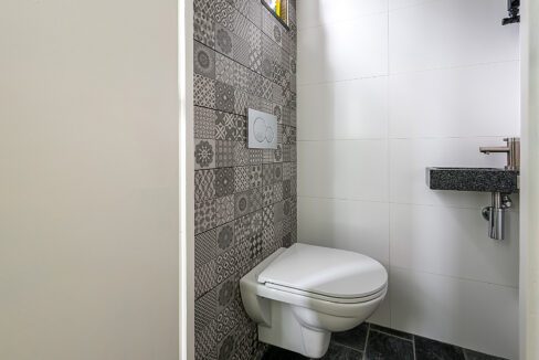 150-Toilet