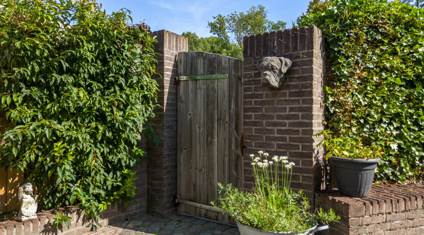 262-Achteringang-tuin2