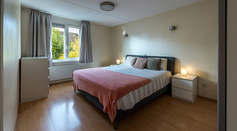 180-Masterbedroom1-1