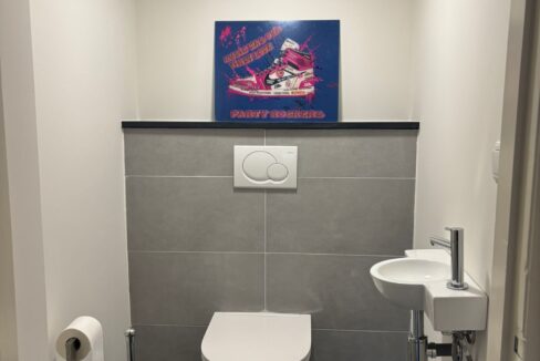 86211301-882c-4d46-acc0-0c4f4ac16b37