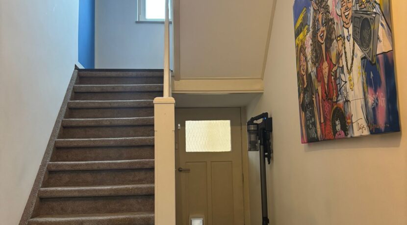 b3f01940-3e38-4e2d-836d-35dc288c77c1