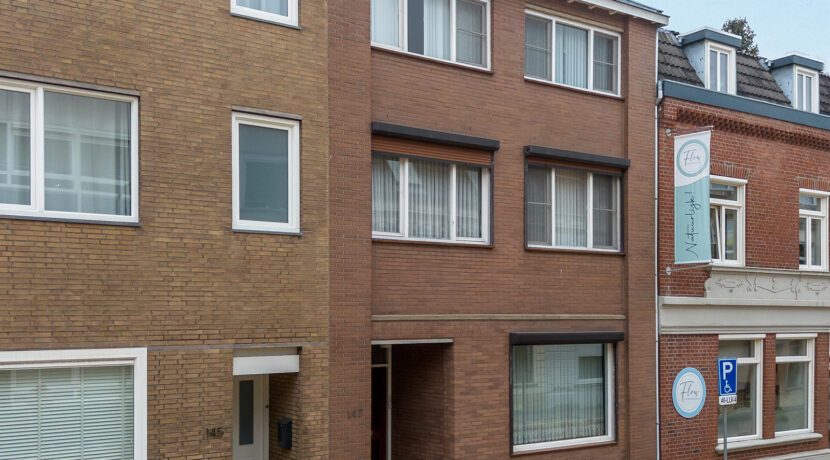 03-Vooraanzicht3