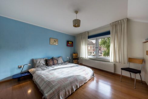 180-Masterbedroom1-1