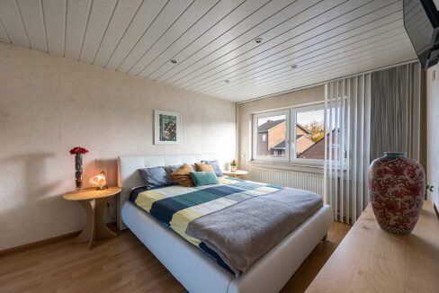 180-Masterbedroom1-1