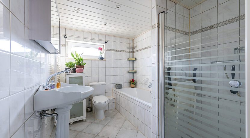 190-Badkamer1-1