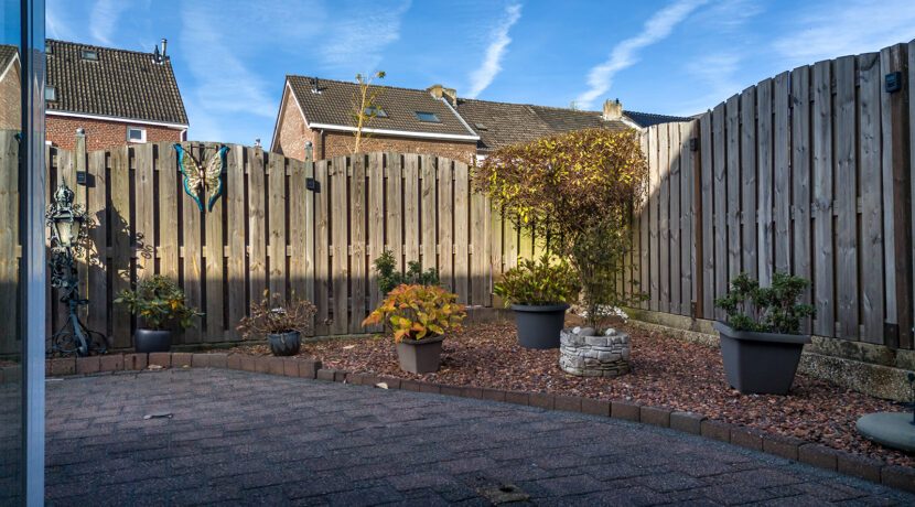 210-Tuin1