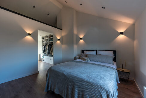 182-Masterbedroom1-2