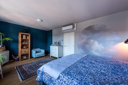 184-Masterbedroom1-3