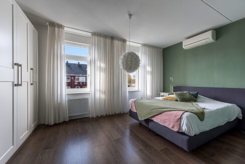 180-Masterbedroom1-1