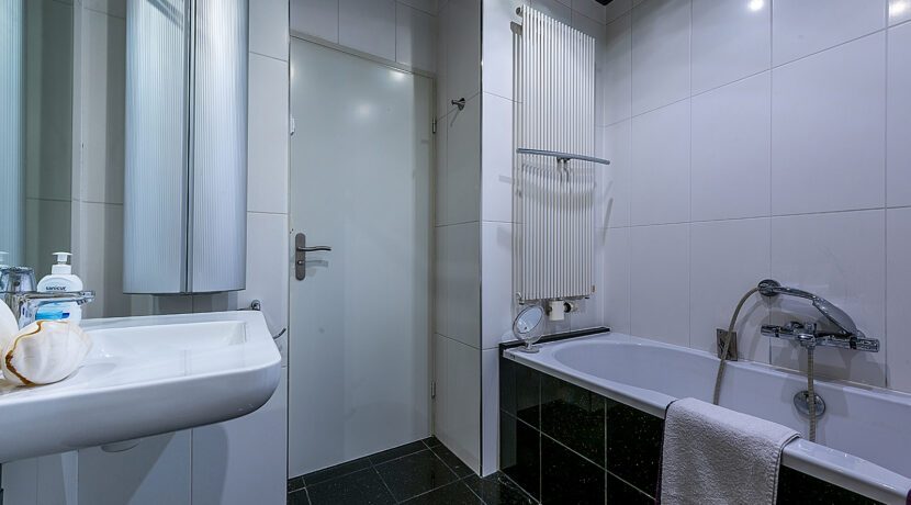 192-Badkamer1-2