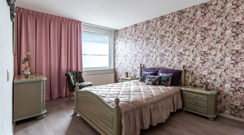 180-Masterbedroom1-1