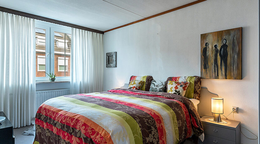 180-Masterbedroom1-1