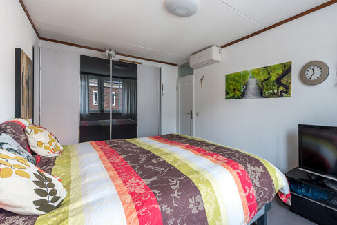 182-Masterbedroom1-2