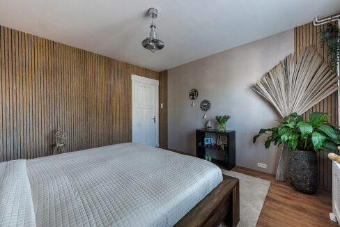 182-Masterbedroom1-2