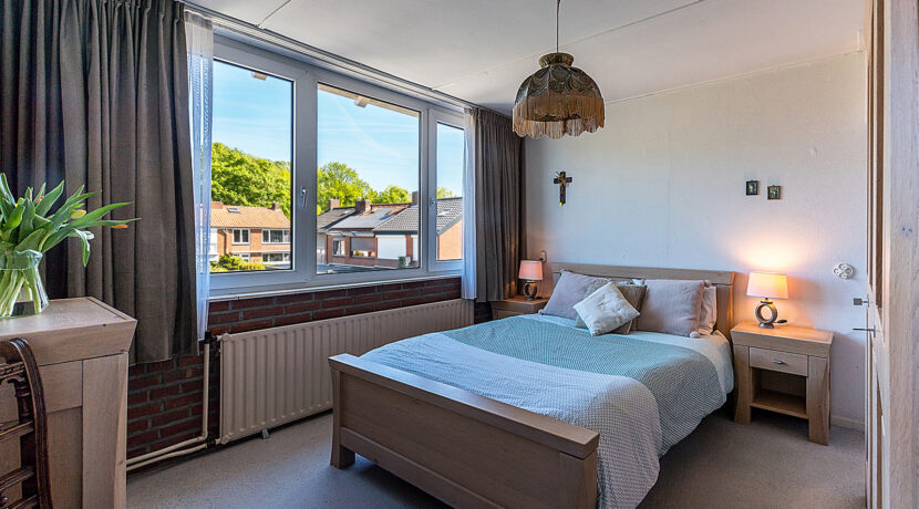 180-Masterbedroom1-1
