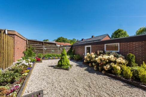 210-Tuin1