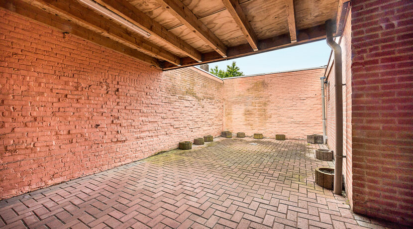 220-Tuin-Carport