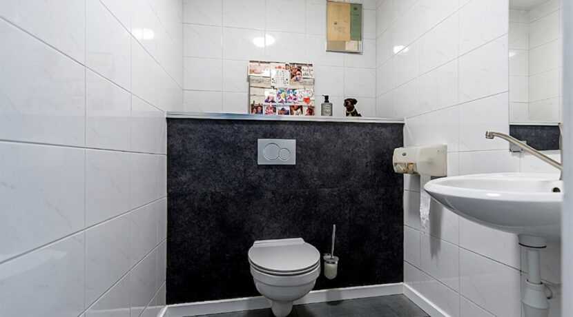 150-Toilet