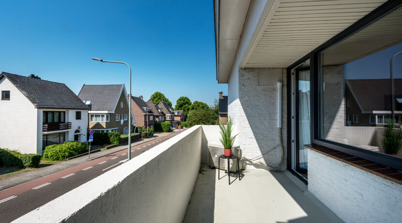 188-Balkon-masterbedr1-2