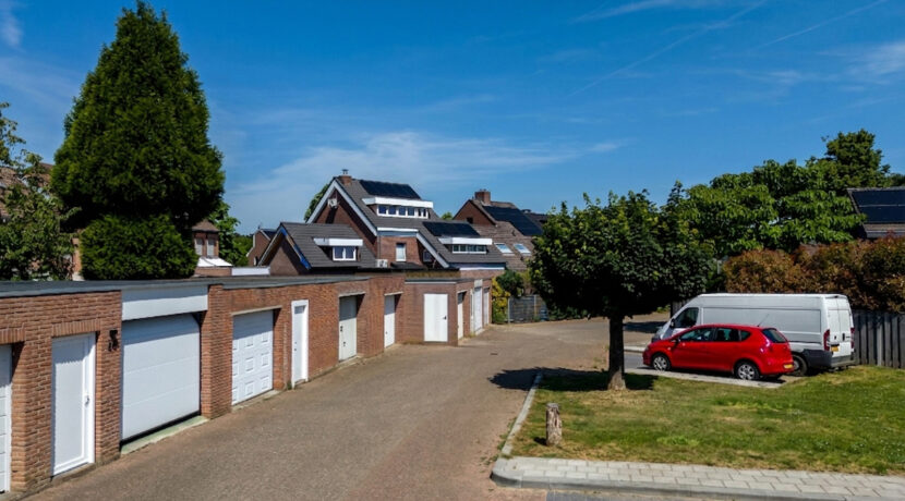 222-Achterzijde1