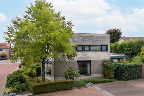 02-Vooraanzicht2