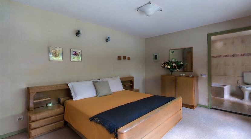 126-MasterbedroomBG1-1