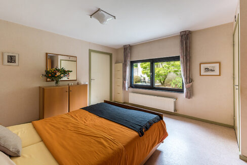 128-MasterbedroomBG1-2