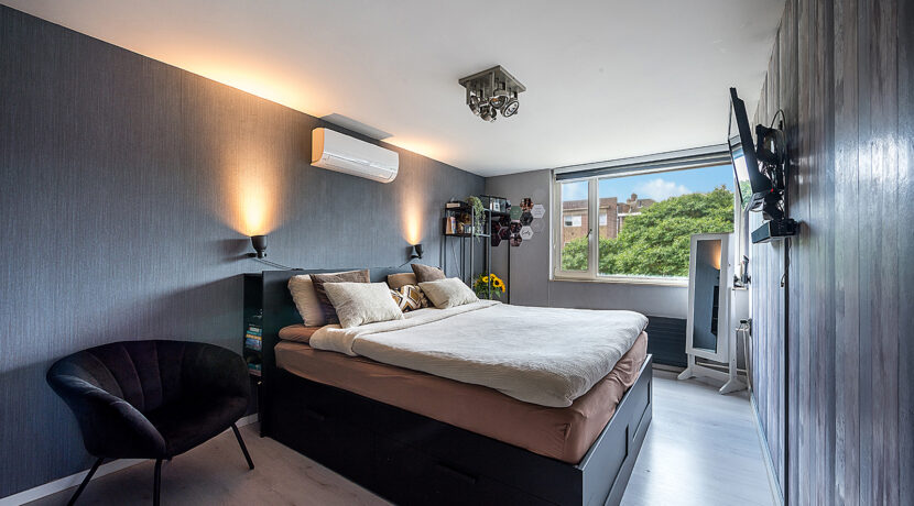 180-Masterbedroom1-1