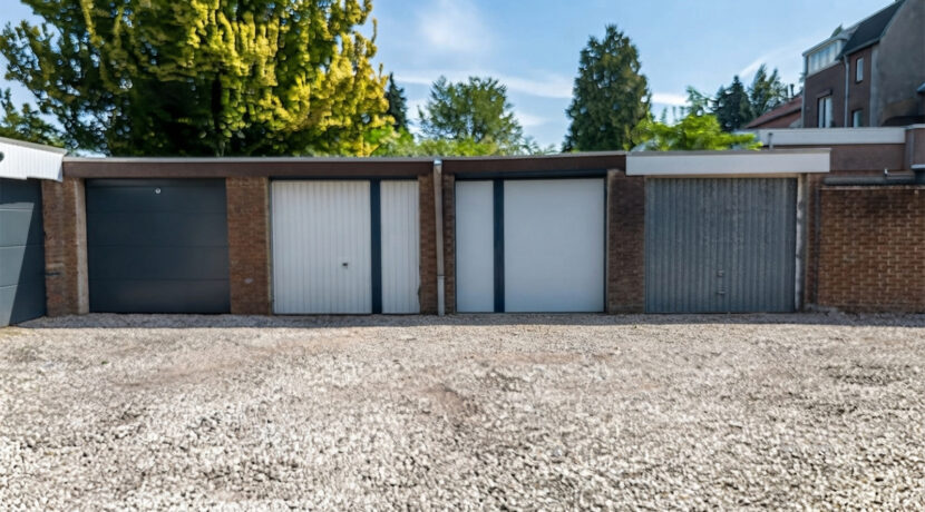 202-Garage
