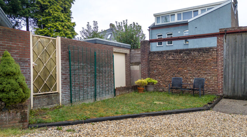 220-TUin1