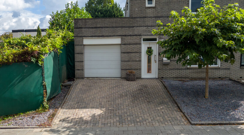 230-Oprit-garage