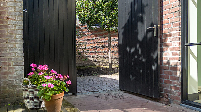242-Tuin2