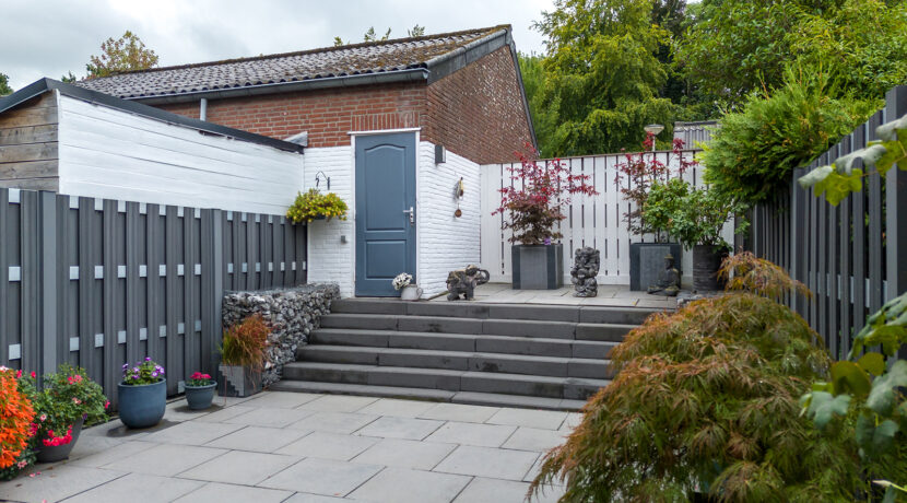 212-TUin2