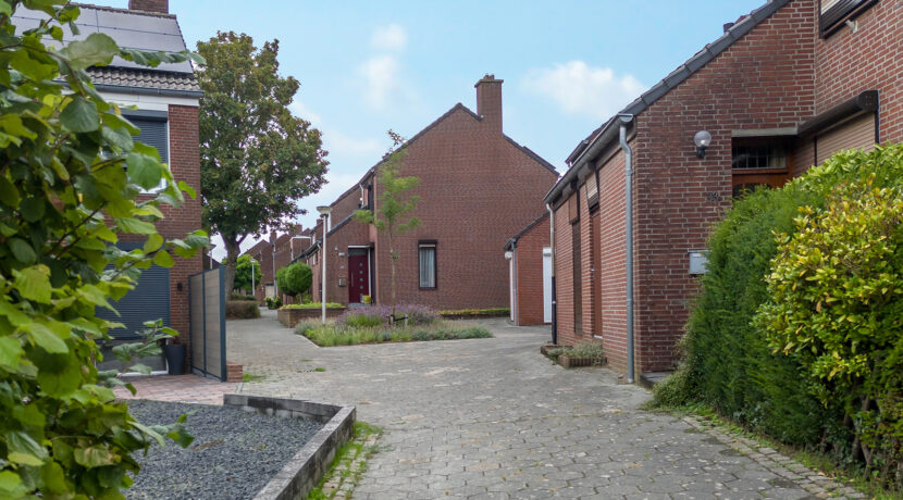 240-Straat
