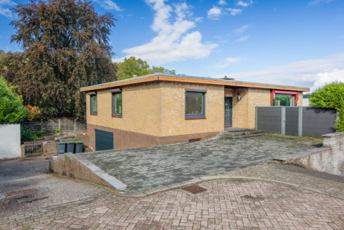 Pieter de Hooghstraat 27 Kerkrade - 1